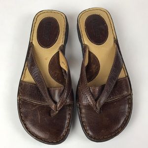 Born Brown Sandals Flip Flops size 7